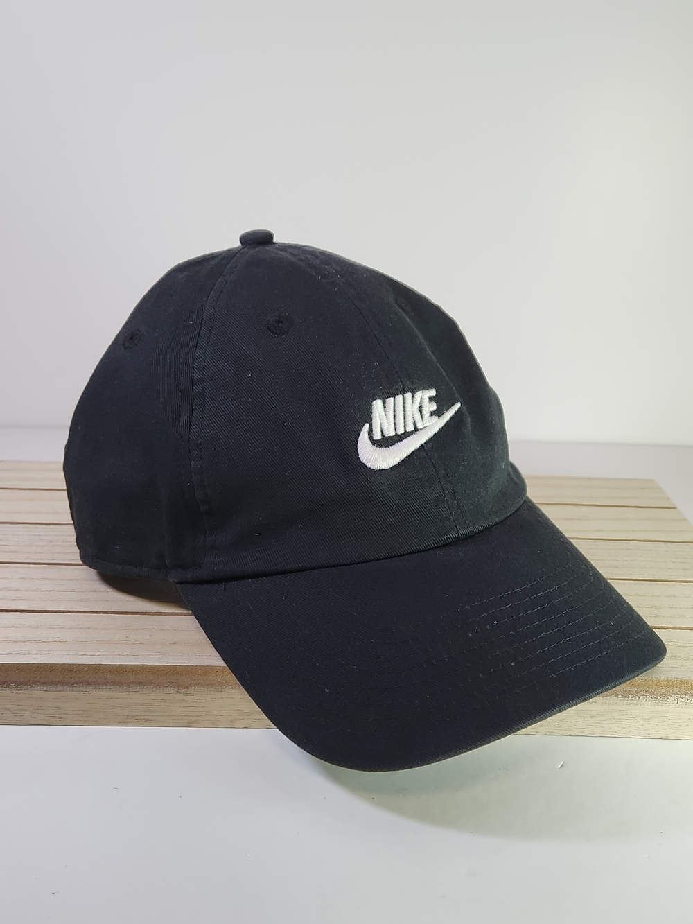 Nike Black Hat With White Logo. Cotton Swoosh Baseball Cap. Adjustable